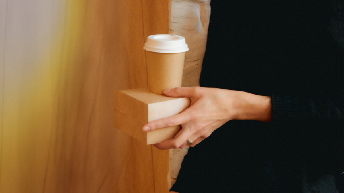 Does caffeine raise cortisol? What coffee and energy drinks do to your daily rhythm.